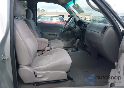 2003 Toyota Tacoma from USA, damaged, VIN 5TEVL52N53Z161581